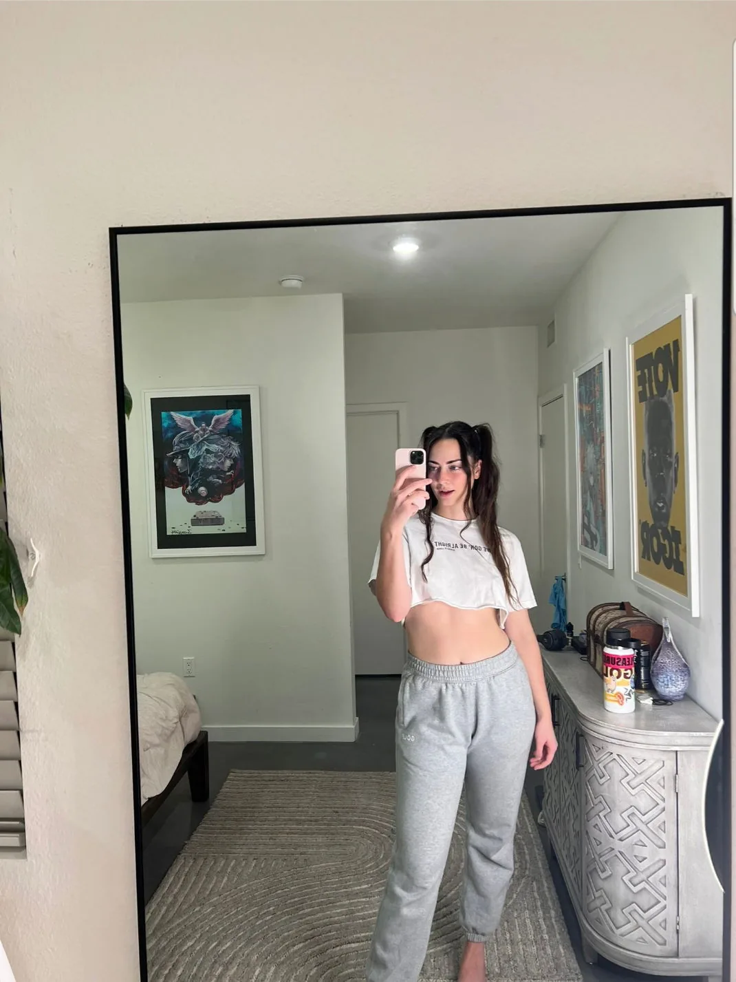 Alexandra escort 